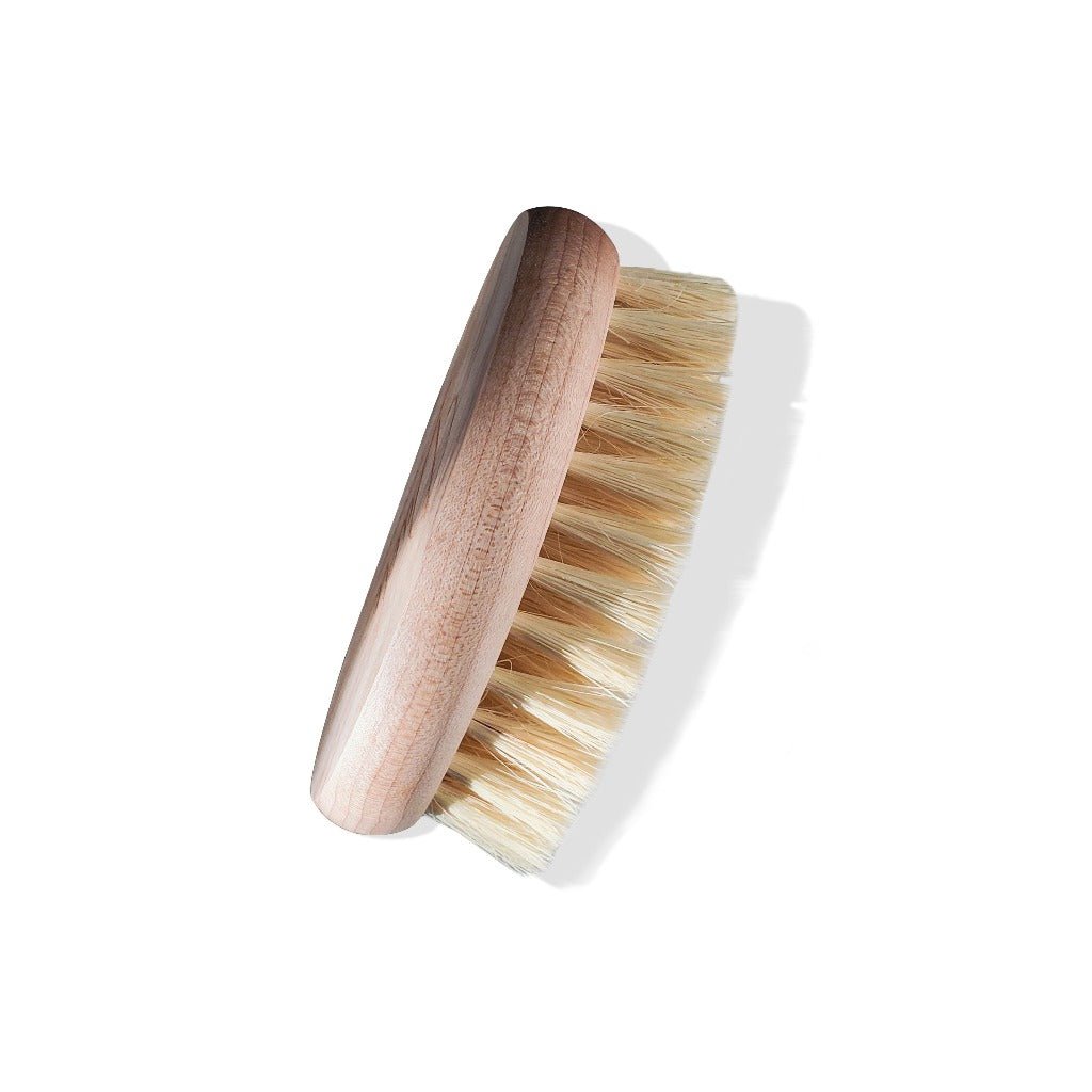 Brosse a sec en bois clair avec des poils naturels en tampico - Dado Cosmetics